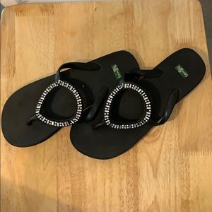 Sanuk Black Flip Flop